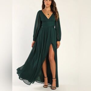 Lulus Enchant My Love Emerald Green V-Neck Long Sleeve Maxi Dress size medium